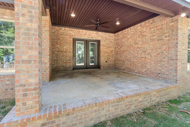 Building Photo - 4216 Lynx Ln