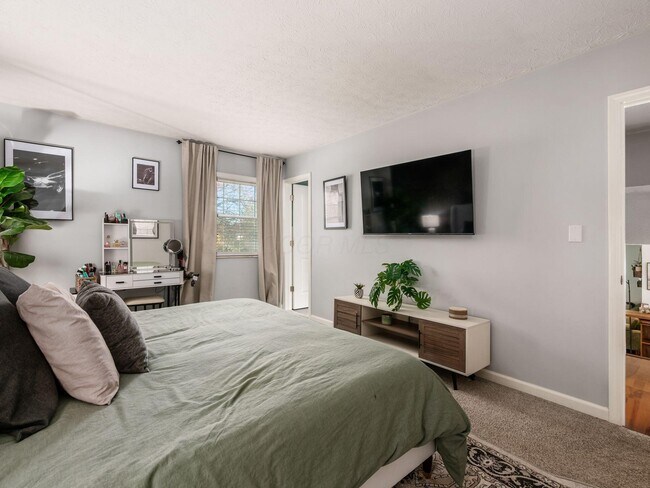 Building Photo - 8346 Seabright Dr