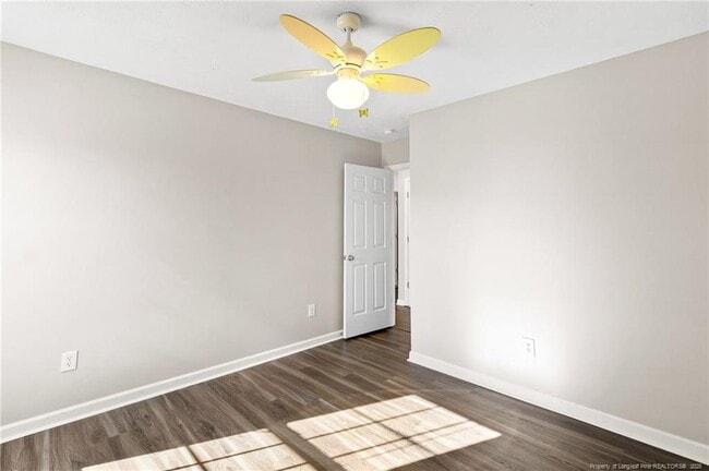 Building Photo - 106 Hawthorn Dr