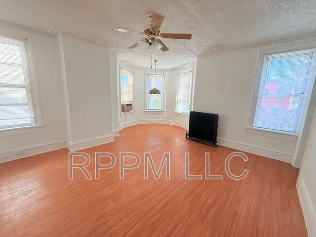 Building Photo - 157 Harrison Ave