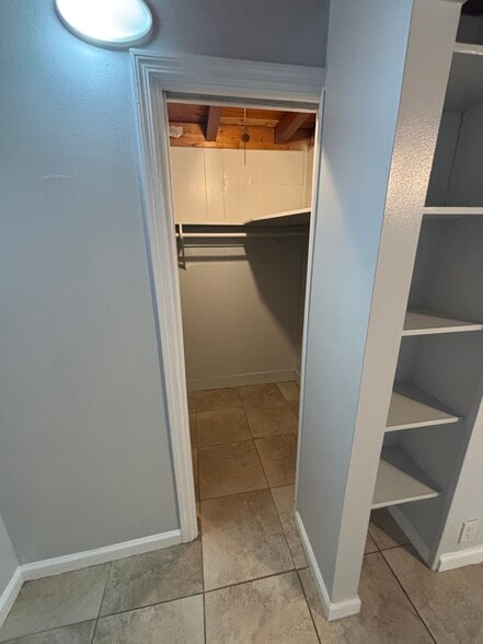 Walk in closet - 5810 Hope St