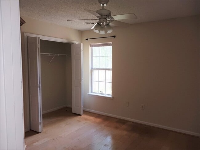 Building Photo - Charming 3BD/1BA Home Just Off Hwy 96!