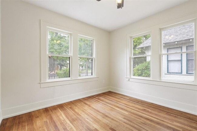 Building Photo - 4404 Avenue C