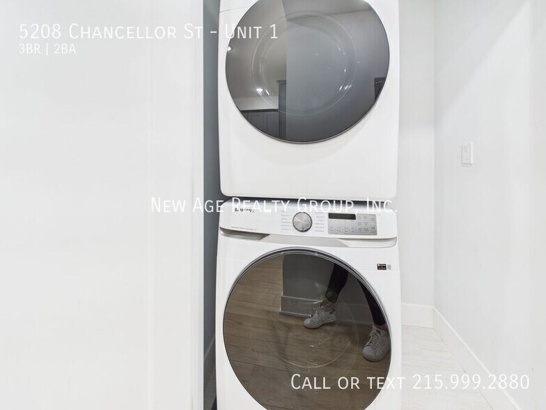 Building Photo - 5208 Chancellor St