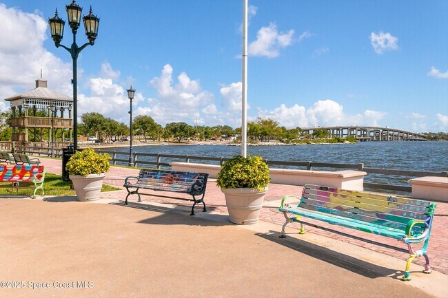 Building Photo - 115 Indian River Dr