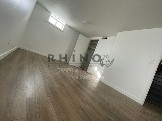 Building Photo - 2583 S 700 E
