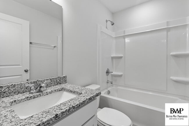 Building Photo - 1050 Astoria Dr