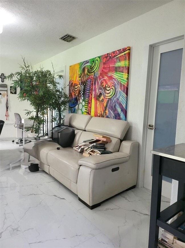 Building Photo - 200-210 NE 110th Street 200-210, Miami, FL...