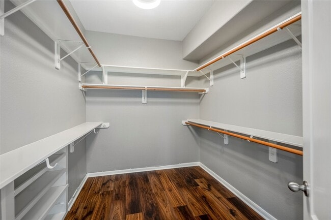 Building Photo - 17603 Fall River Pass Ct