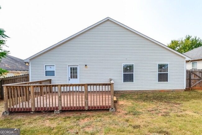 Building Photo - 1122 St Phillips Ct
