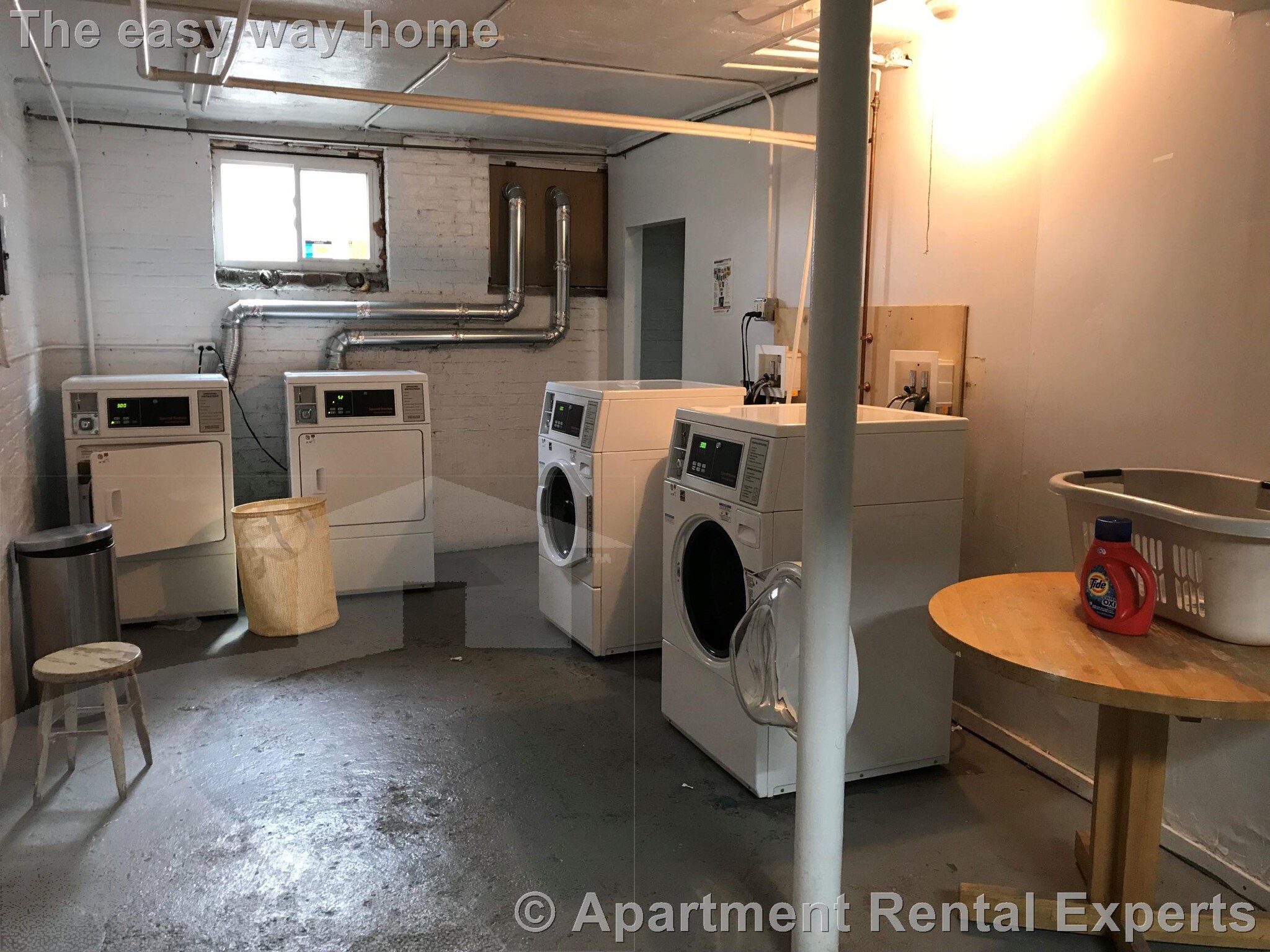 Building Photo - 14 Centre St