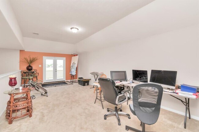Building Photo - 6915 Moreleigh Branch Dr