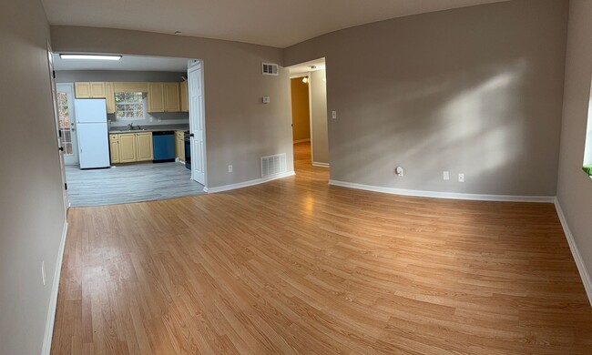 Building Photo - Lovely 2 Bed/1Bath Condo for Lease in Doraville