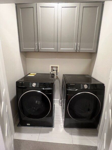 Building Photo - 81 S Milpitas Blvd