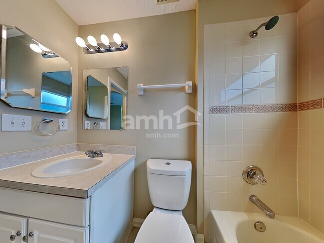 Building Photo - 2657 Snail Kite Court