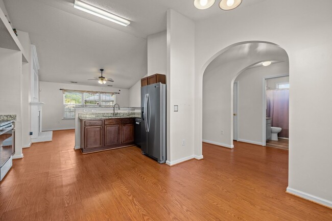 Building Photo - Charming 3-Bedroom Brick Ranch in Raleigh ...