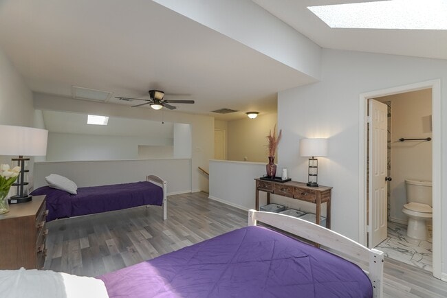 Building Photo - 16800 Sugar Pine Dr