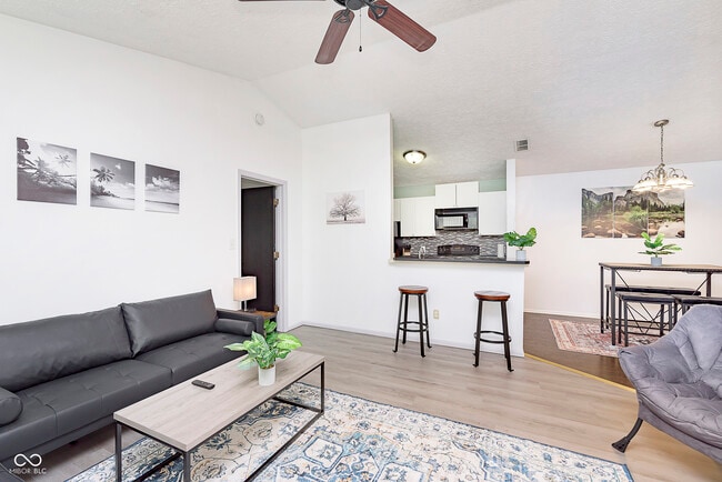 Building Photo - 4351 Village Pkwy Cir W