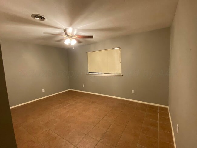 Building Photo - 3730 Rutson Dr