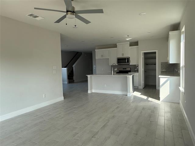 Building Photo - 3206 Cordelia Dr