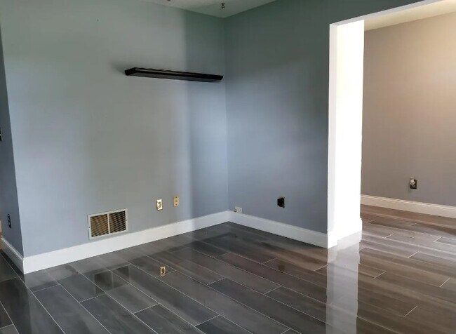 Building Photo - 839 Chickadee Dr