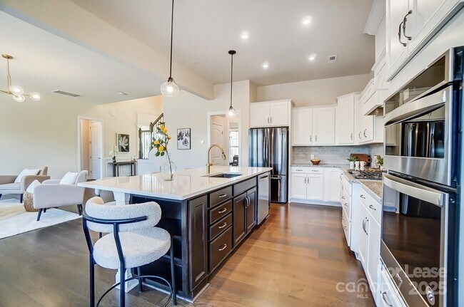 Building Photo - 11144 Limehurst Pl