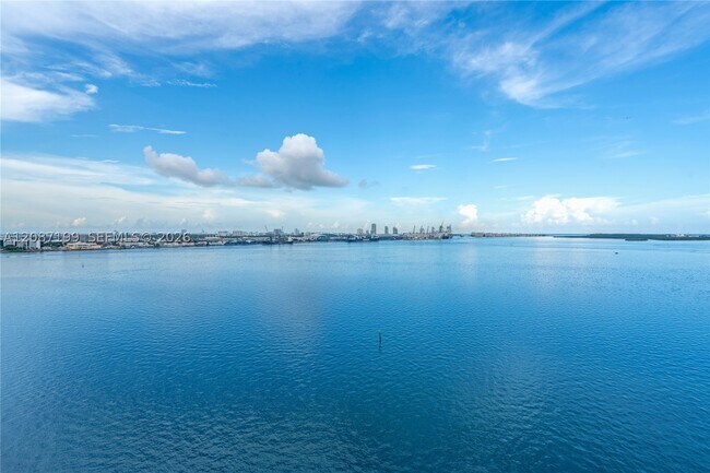 Building Photo - 800 Claughton Island Dr