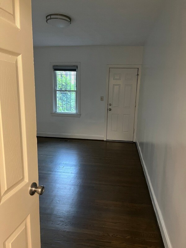 Building Photo - 1269 Simms Pl NE