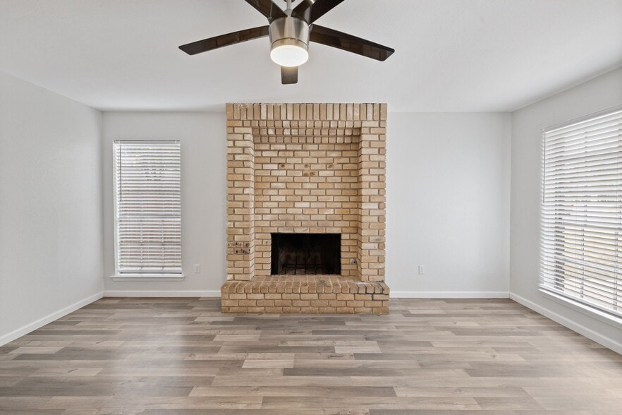 Building Photo - 1805 Mearns Meadow Blvd