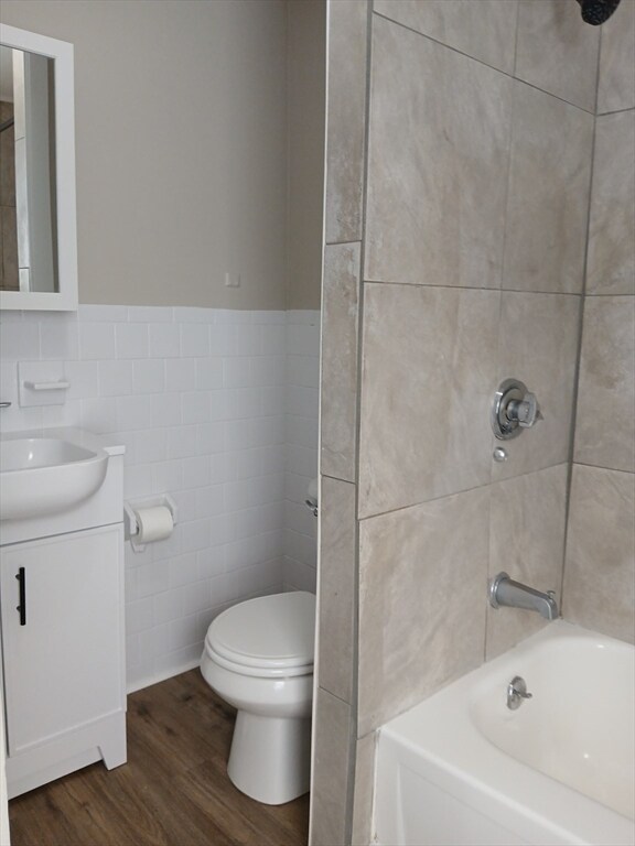 Building Photo - 229 State St