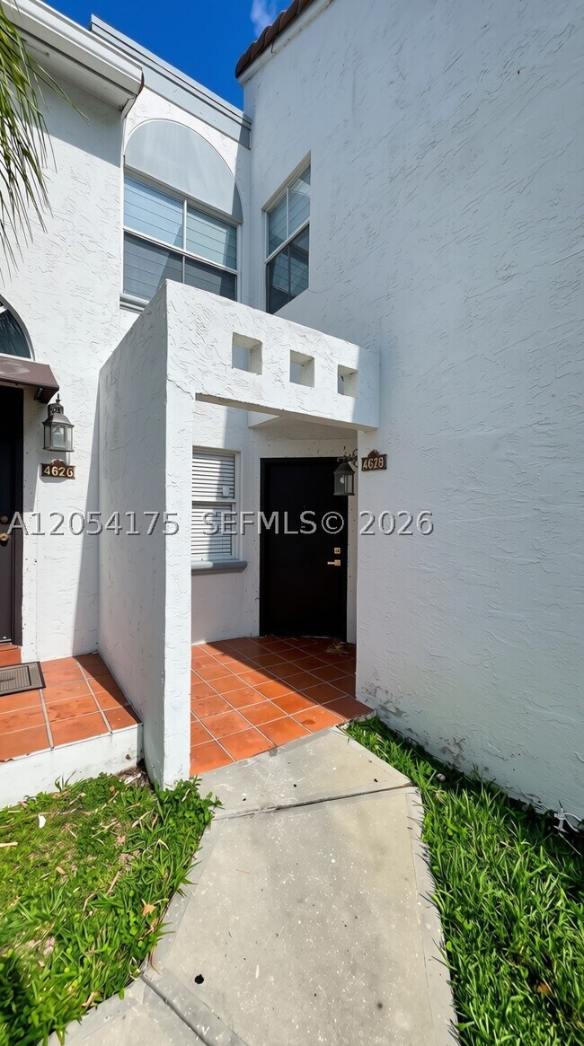 Building Photo - 4628 NW 97th Pl