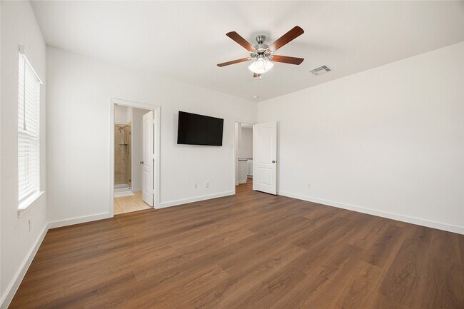 Building Photo - 31411 Horseshoe Meadow Bend Ln