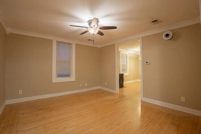 Building Photo - 1757 N Franklin Pl