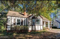 Building Photo - 323 Pine Grove Dr