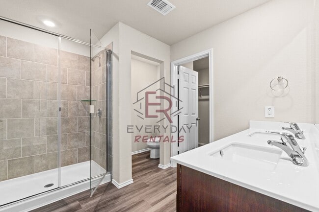 Building Photo - 2610 Wigeon Wy