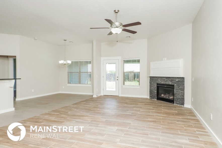 Building Photo - 10312 Glover River Dr