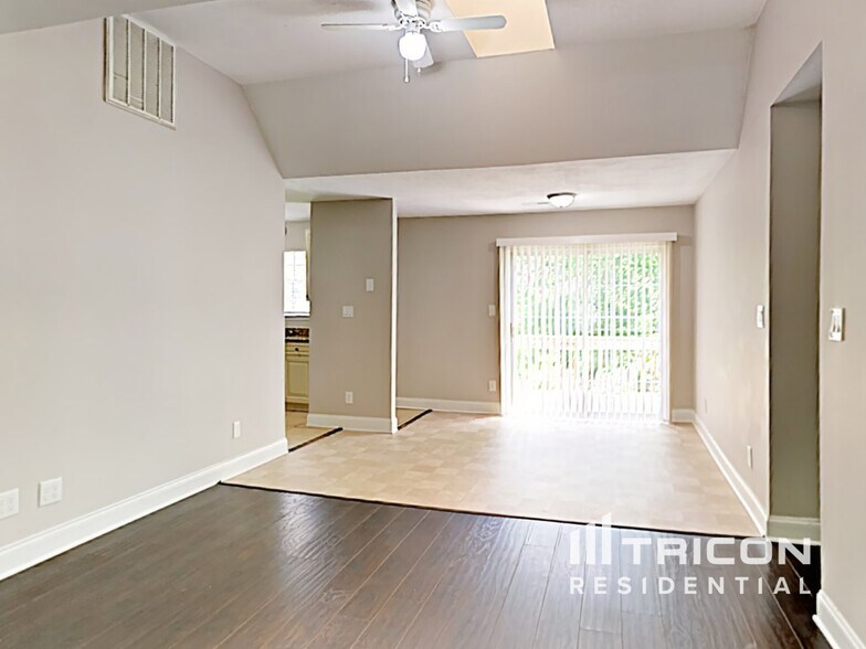 Building Photo - 6120 Coltswood Ct