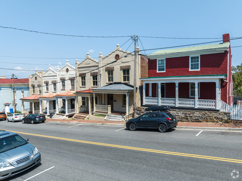 Building Photo - Church Street Townhomes