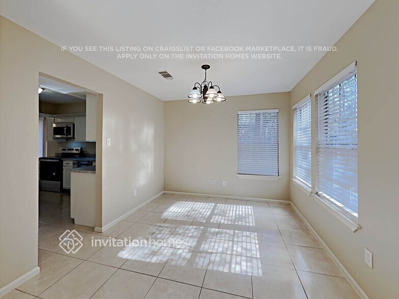 Building Photo - 27 S White Pebble Ct