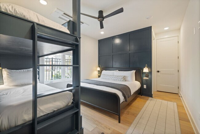 Building Photo - 1117 3rd Ave S