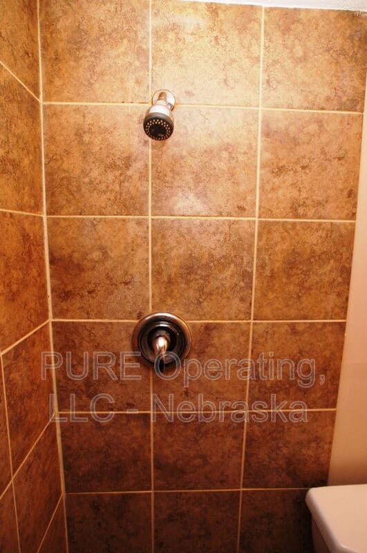 Building Photo - 612-616-616 N 46th St