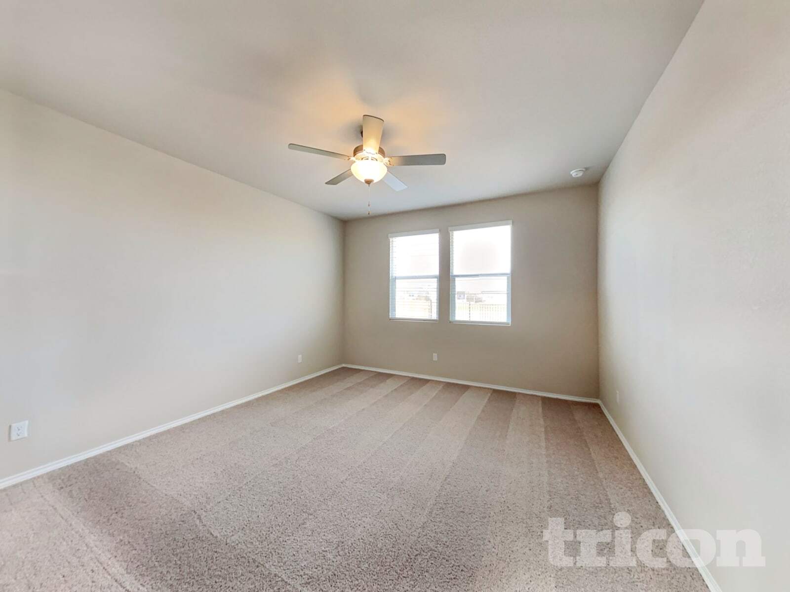 Building Photo - 5100 Saddle Clb Dr