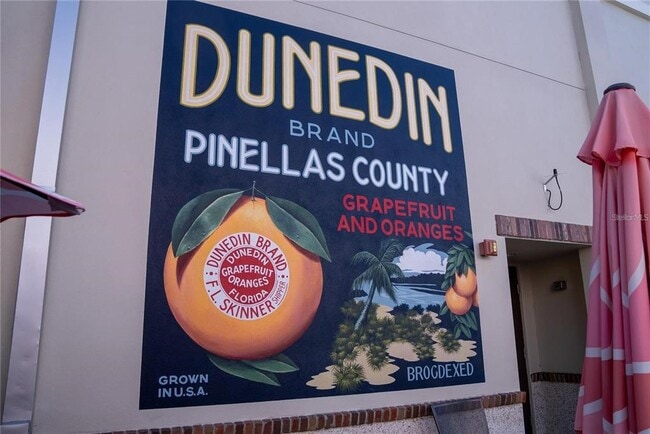 Building Photo - 1455 Fairway Dr