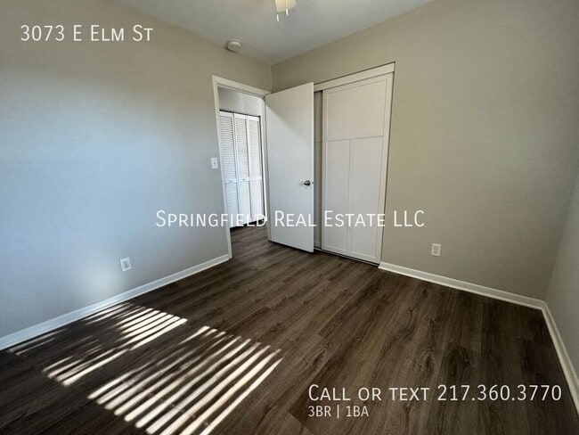 Building Photo - 3073 E Elm St