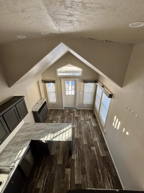 Building Photo - 401 S 1st St