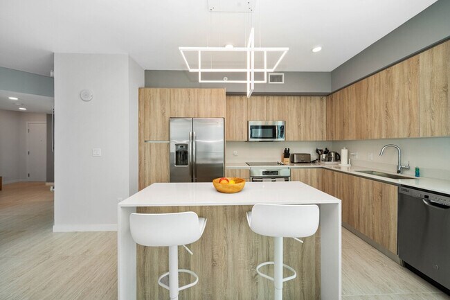 Building Photo - 3886 Biscayne Blvd