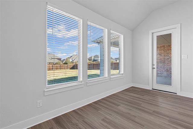 Building Photo - 1770 English Wy