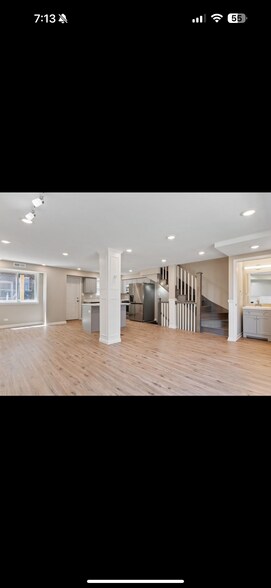 Building Photo - 8325 S Ingleside Ave
