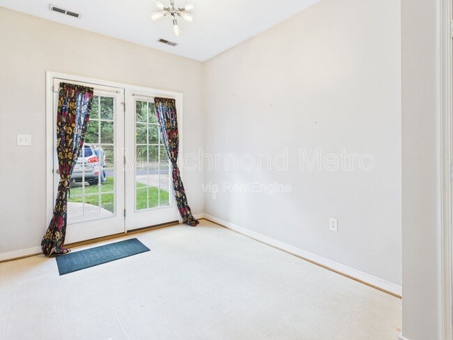 Building Photo - 13625 Baycraft Terrace