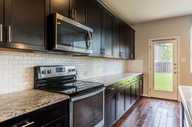 Building Photo - 11315 Applejack